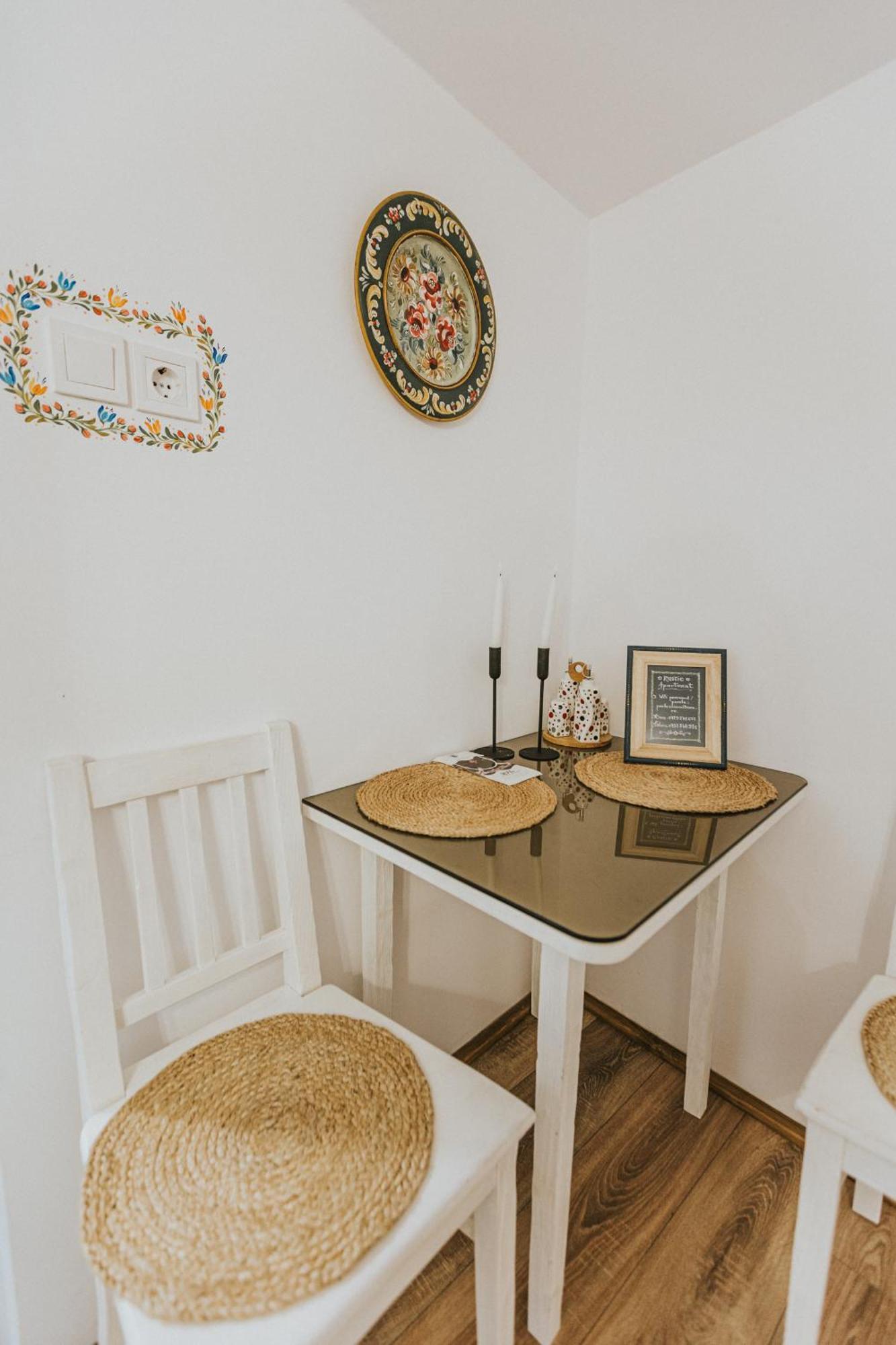 Republicii Rustic Apartament In Brasov City Center Dış mekan fotoğraf