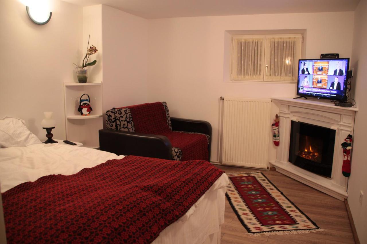 Republicii Rustic Apartament In Brasov City Center Dış mekan fotoğraf